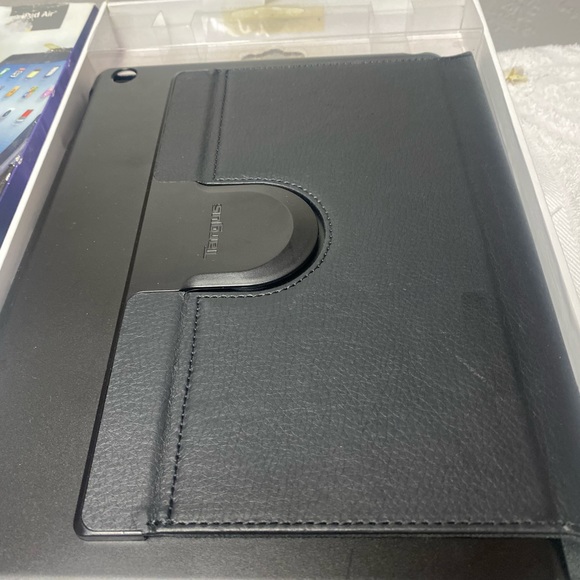 Targus iPad Air cover case and keyboard new!! - Picture 3 of 11